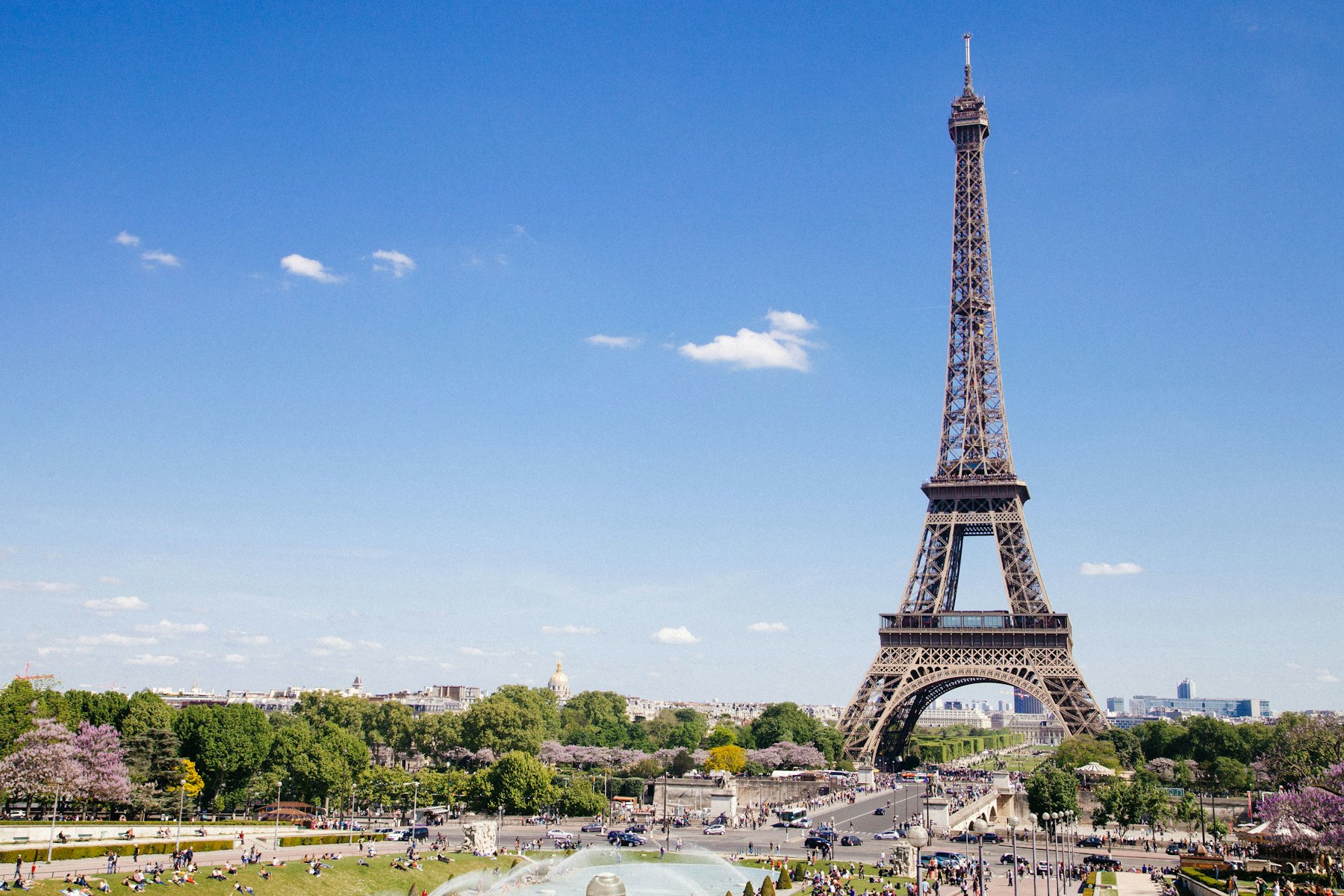 Paris with Kids: A Family Guide to the City of Light